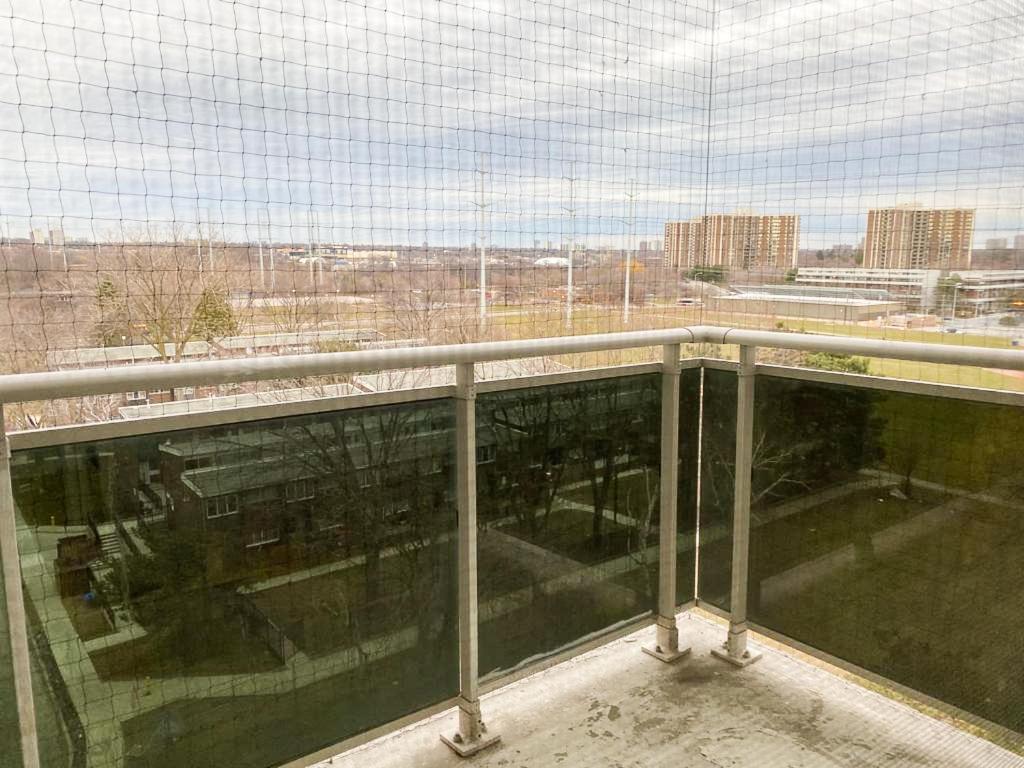 Bright Apartment Close To City With Free Parking Toronto Exterior foto